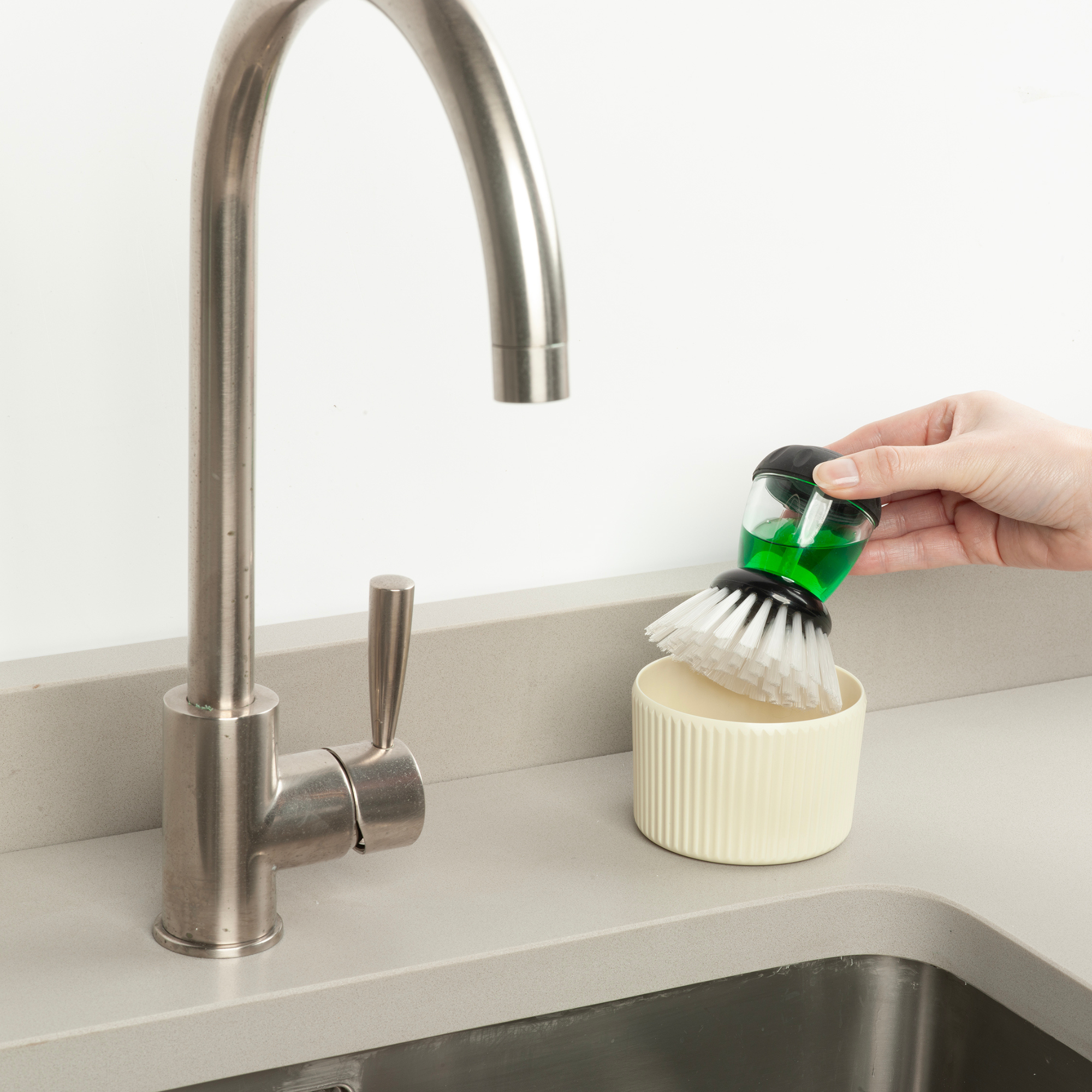 Washing Up Dish Brush & Holder Set