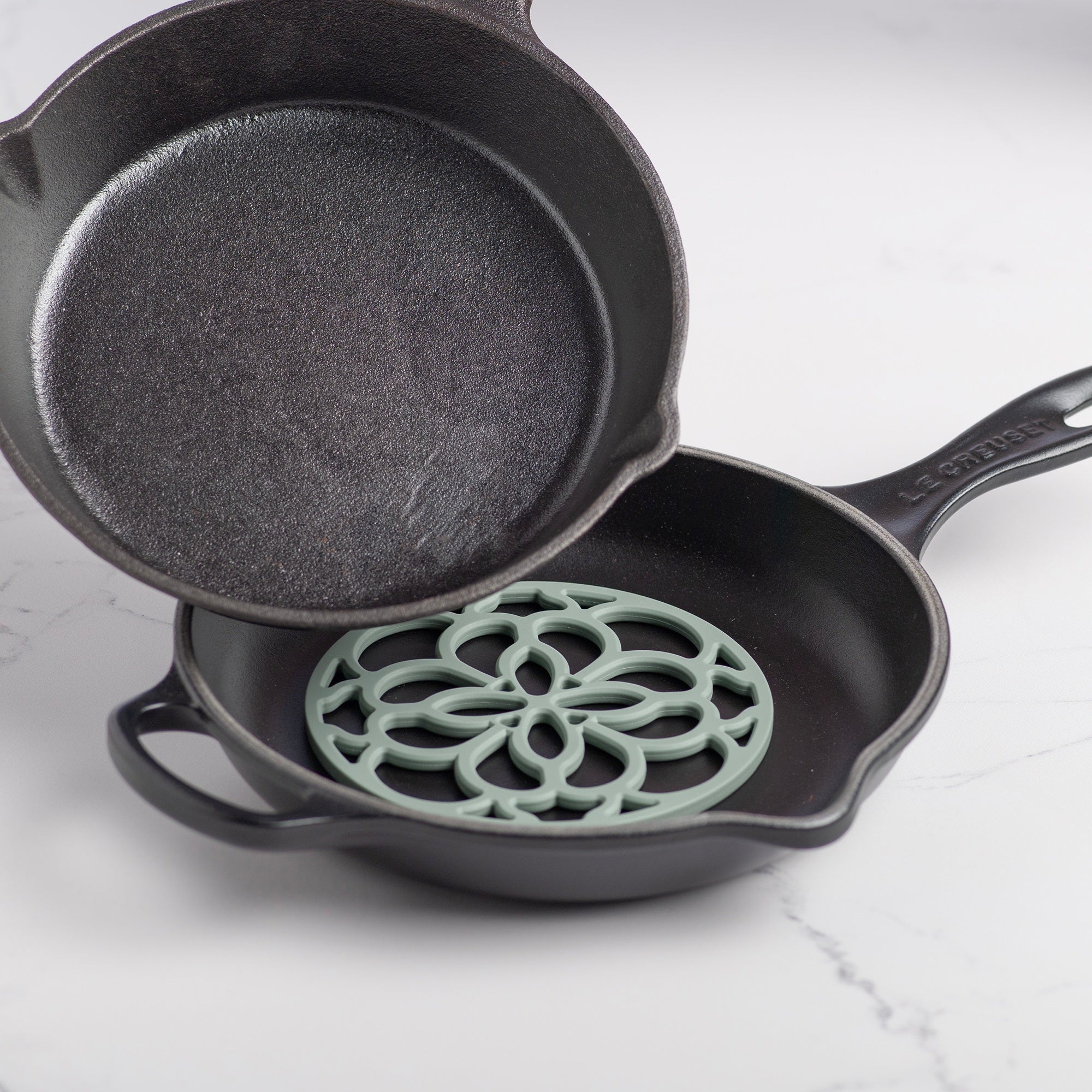Mini Silicone Heritage Circular Hot Mat Trivet, 13cm