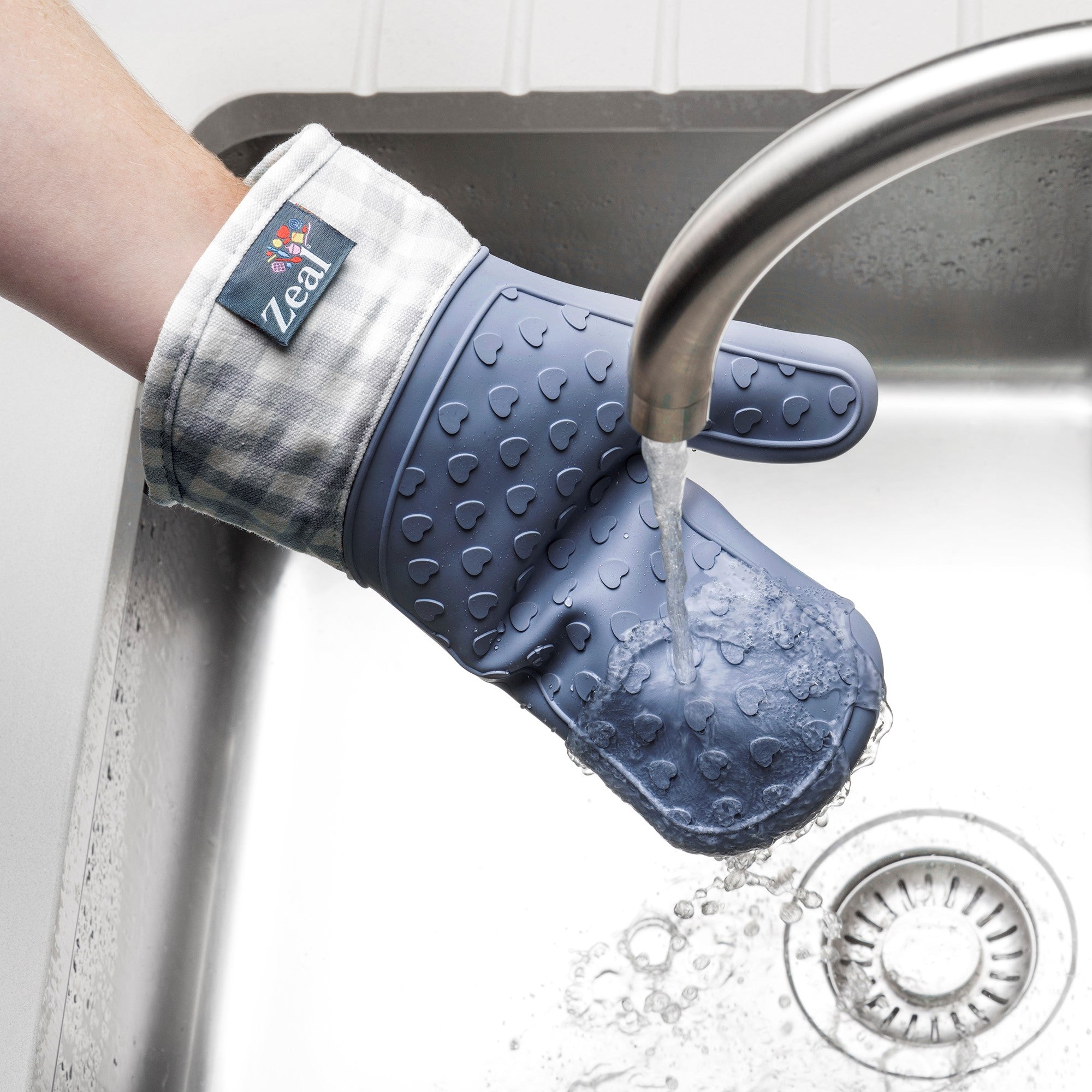 Steam Stop™ Waterproof Silicone Single Oven Glove, Gingham Heart