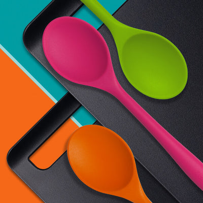 Zeal 3 Piece Kitchen Utensil Set - Cooks Spoon, Turner and Tong - European  Grade Pure Silicone, Heat Resistant to 482F (Cream)