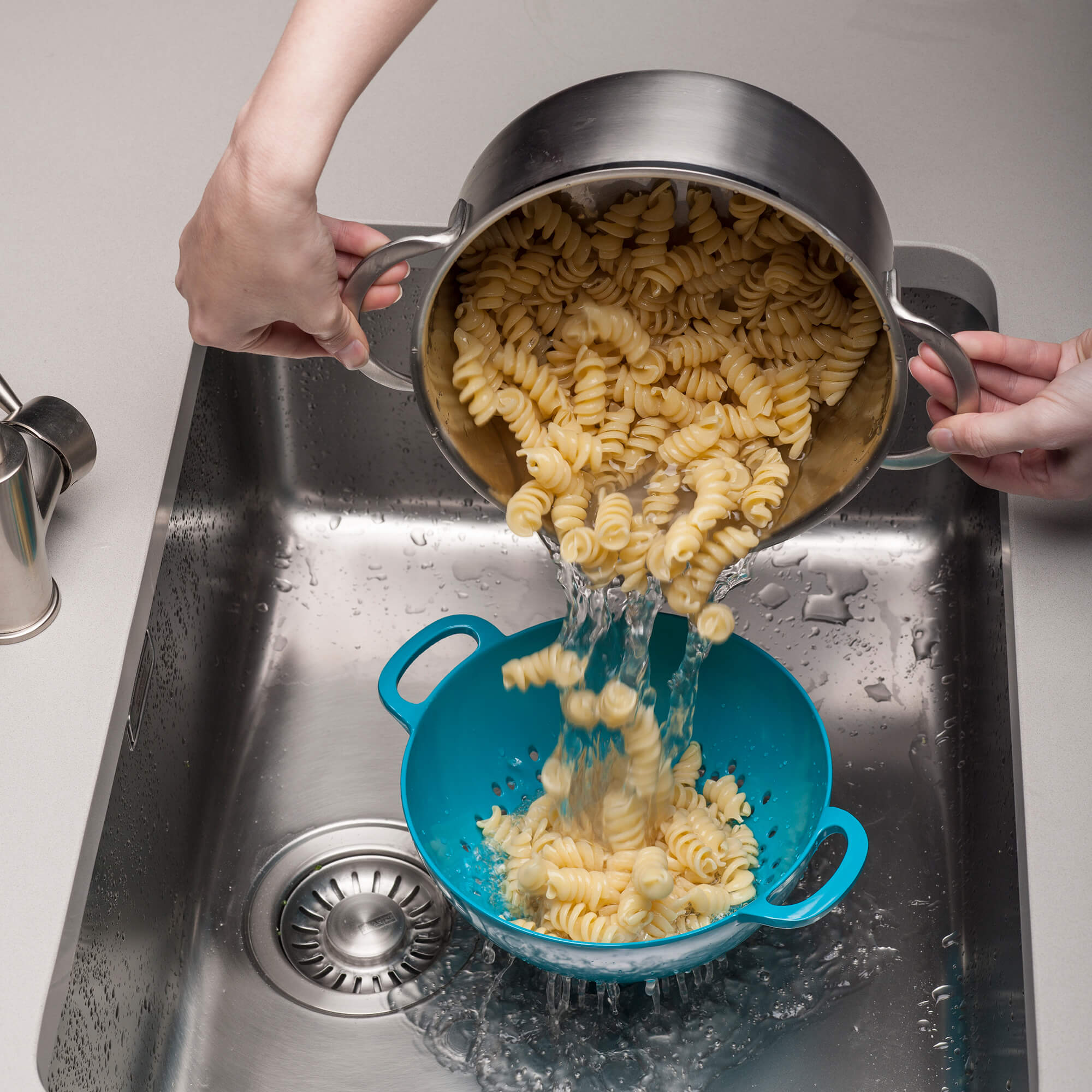 Melamine Colander draining pasta
