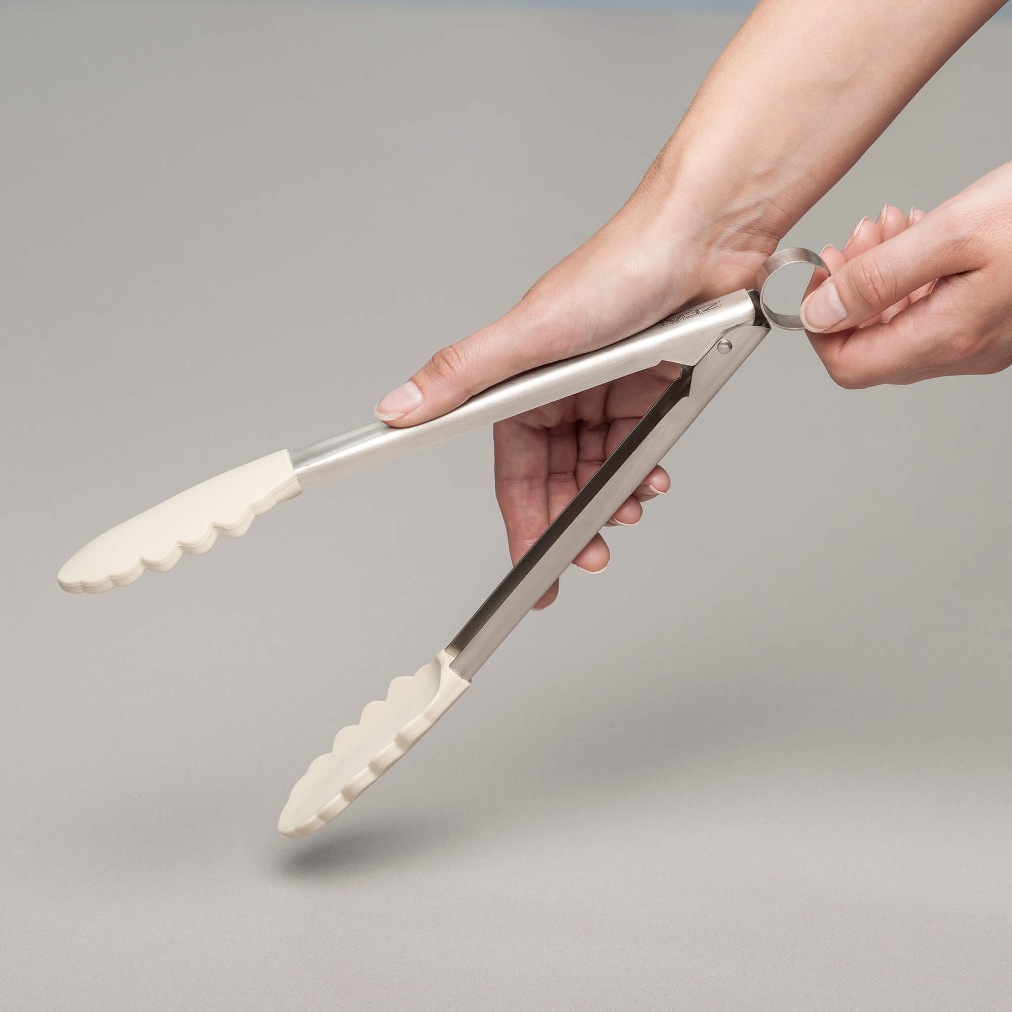 Elevate™ Silicone Steel Tongs