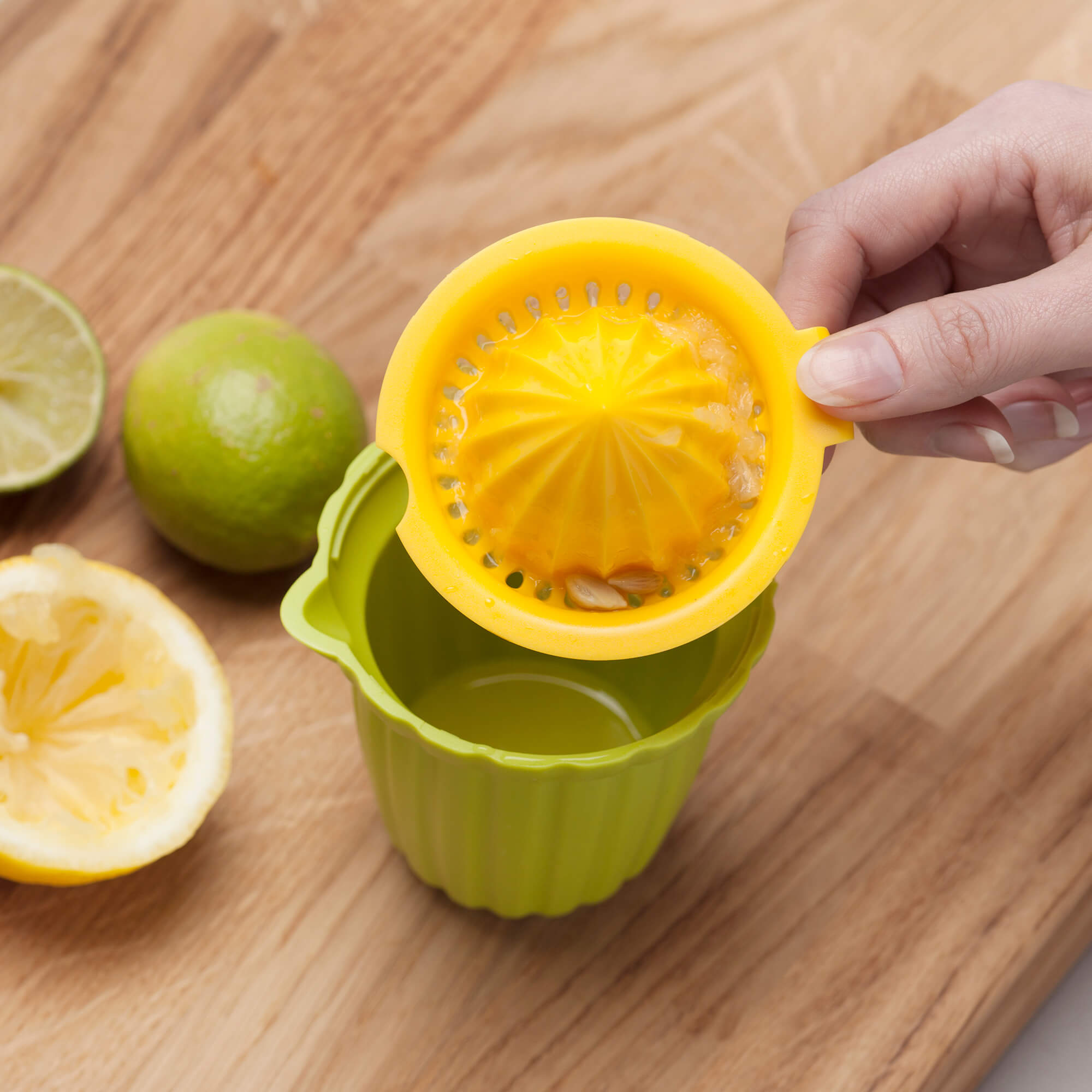 Zeal Citrus Juicer with a filter for pips and pulp